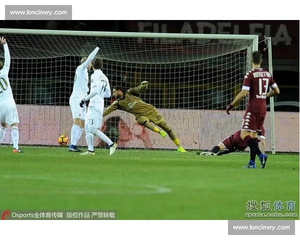 消防员门将吴雨宝：绿茵场扑救与火场逆行的双重守护