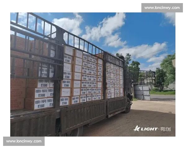 奥运冠军龙道一驰援家乡榕江：携物资投身救灾一线